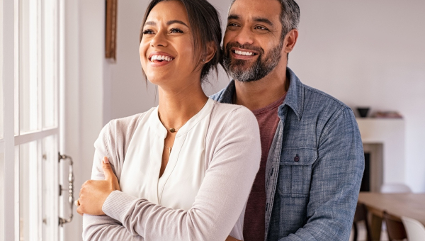 A happy couple celebrating Kingwood IVF milestones